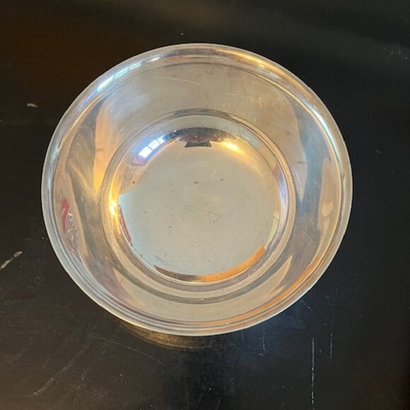 Oneida Silversmith Paul Revere Reproduction Silver Plate Bowl Vintage 6" dia - Picture 2 of 3